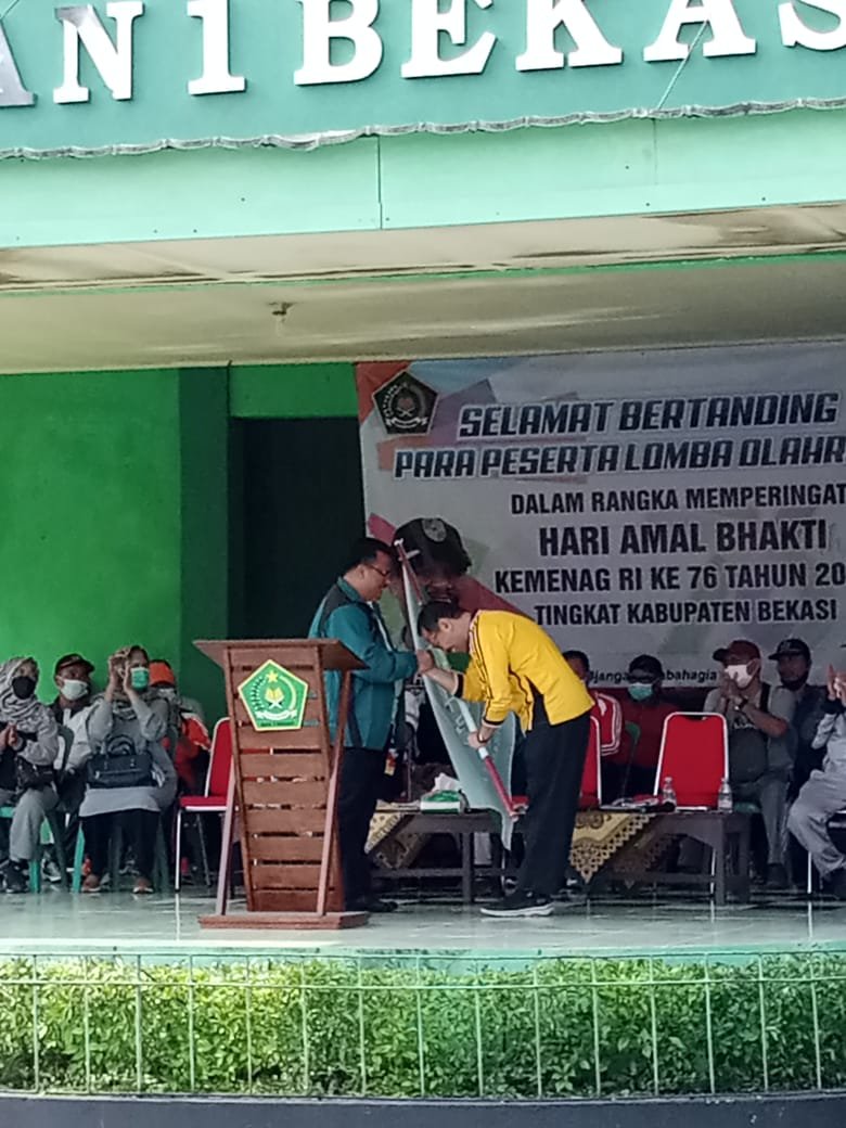 MAN 1 Bekasi Tuan Rumah Gelaran HAB ke 76 Kemenag Kab Bekasi. MAN 1 Bekasi Tuan Rumah Gelaran HAB ke 76 Kemenag Kab Bekasi.