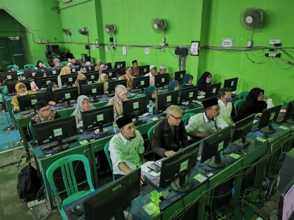 MAN 1 Bekasi Menjadi TAK AKGTK : Mengukur Kompetensi Para Pendidik dan Tenaga Kependidikan Madrasah di Bidang Pedagogik dan Profesional